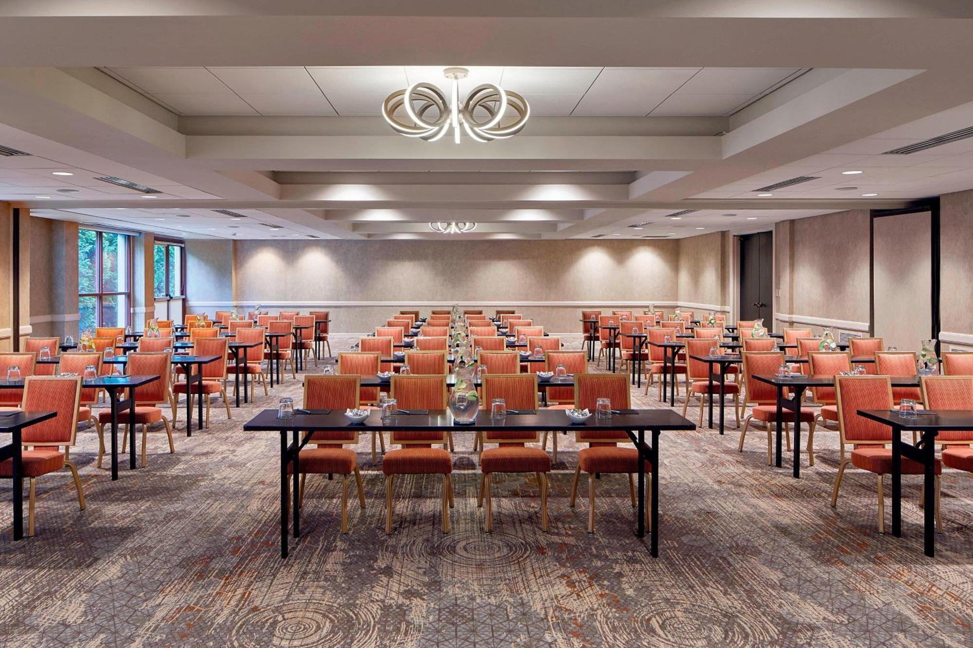 Renaissance Asheville Downtown Hotel Kültér fotó