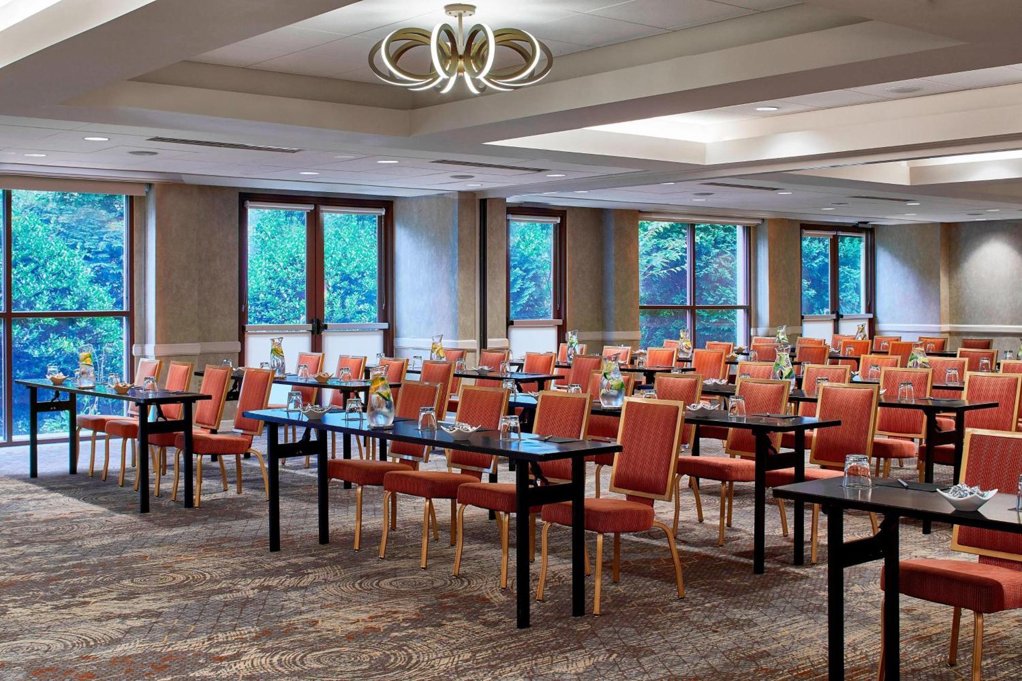 Renaissance Asheville Downtown Hotel Kültér fotó