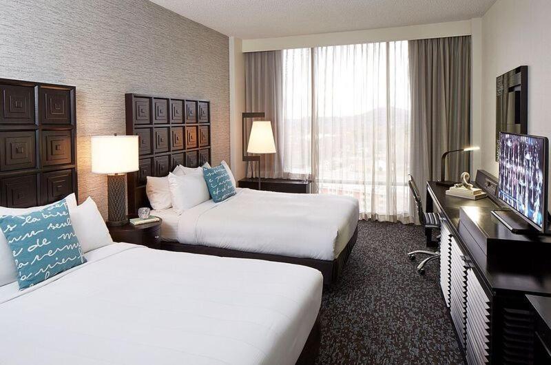 Renaissance Asheville Downtown Hotel Kültér fotó